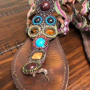 Colorful strappy sandals (Size 7) - Steve Madden